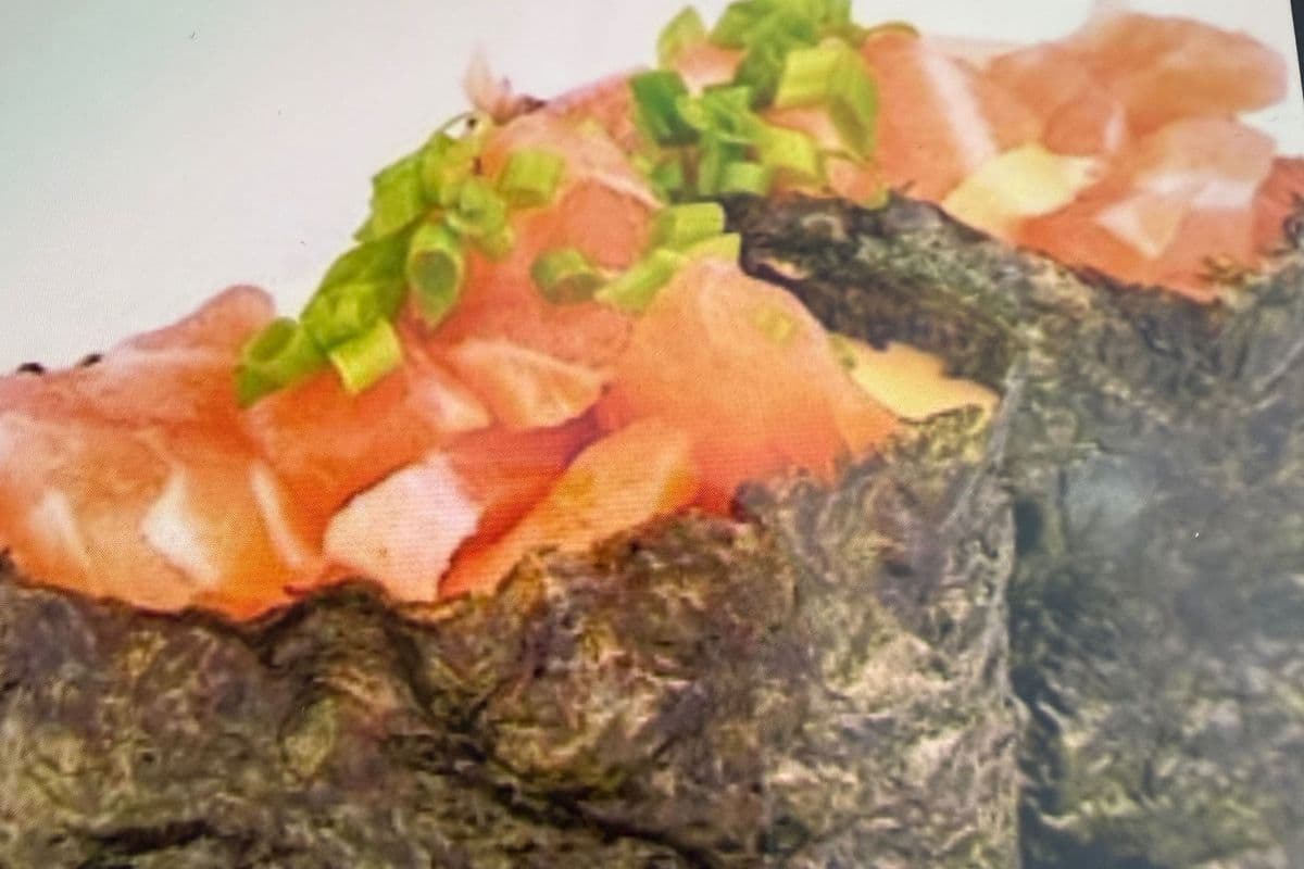 84. Spicy Salmon Sushi