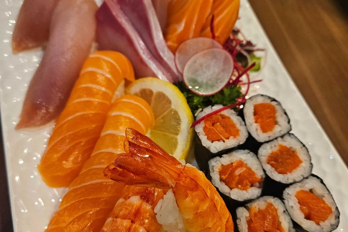 SAHIMI&SUSHI COMBO