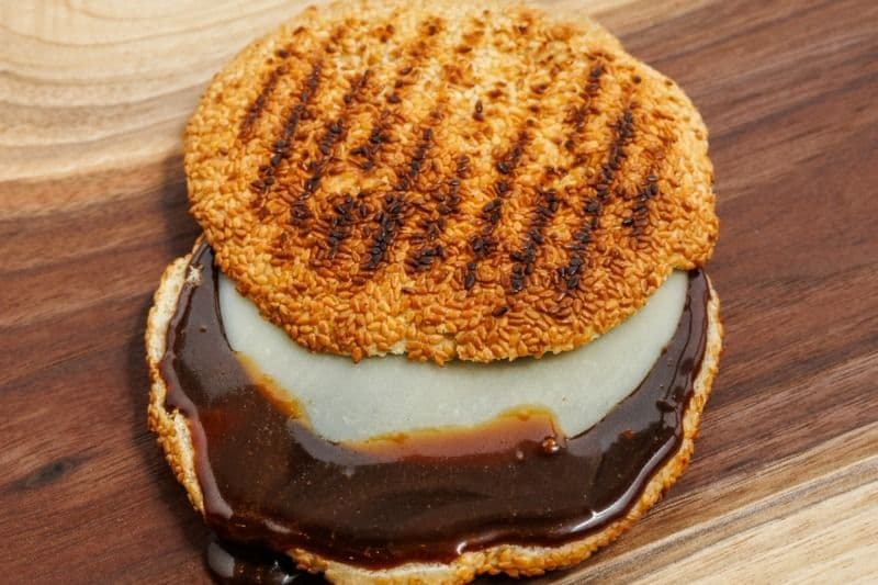 Carob Molasses Mix 'n Cheese