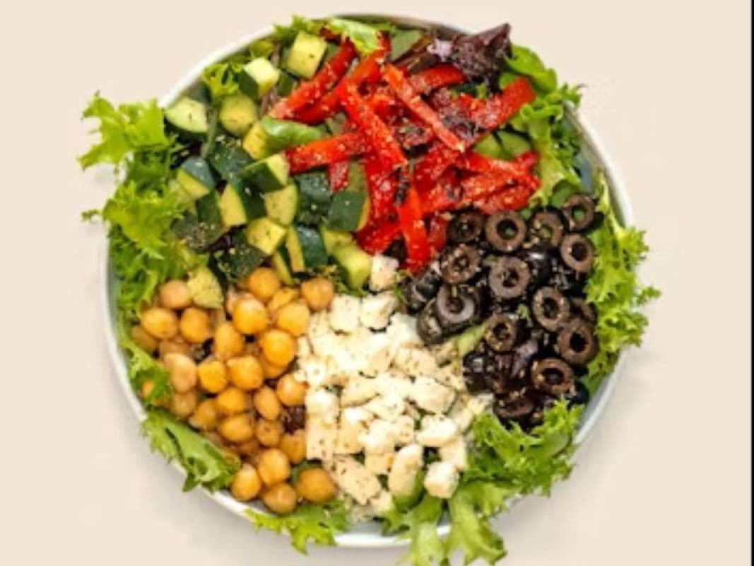 Mediterranean Salad (32 Oz MOD Size)