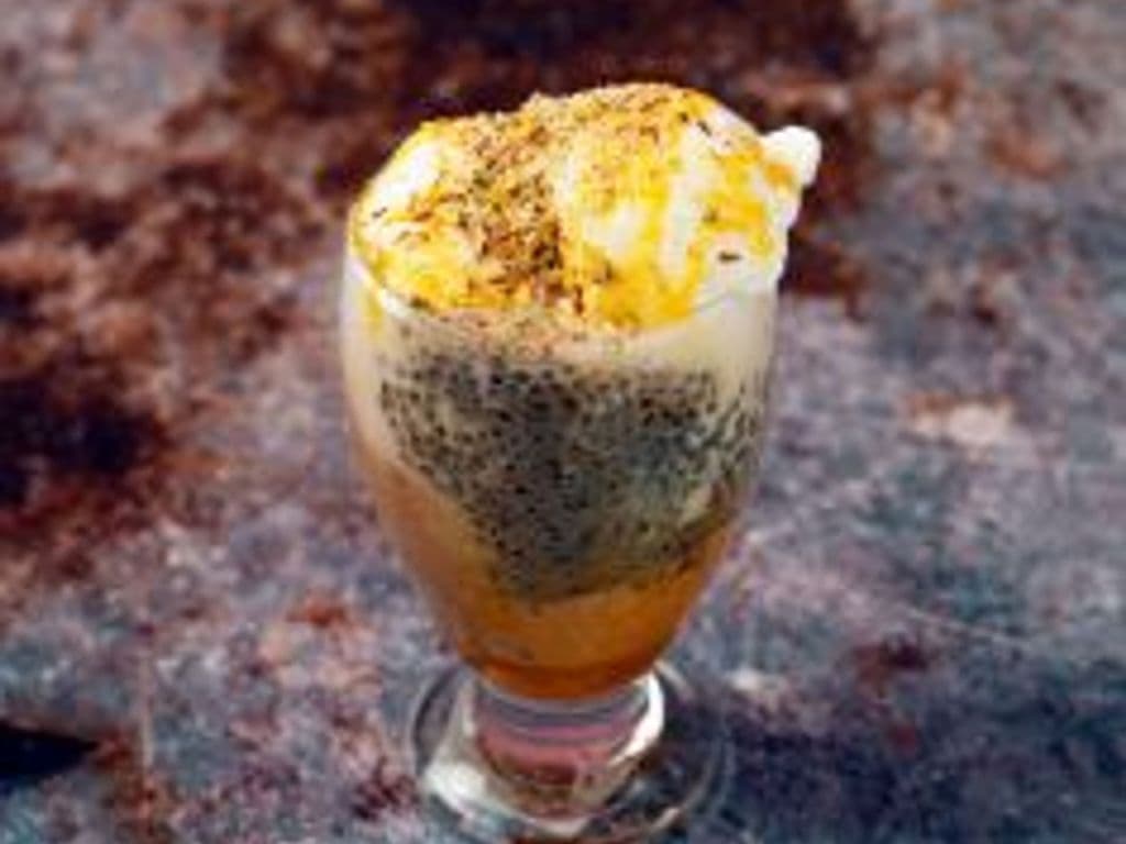 Kesar Elaichi Falooda