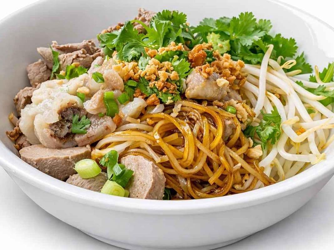 608) Chicken Dry Noodle