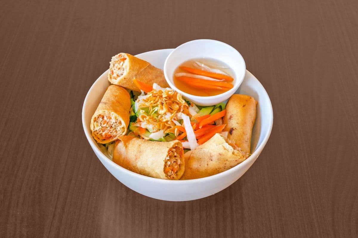 58 Three Spring Rolls with Veggie