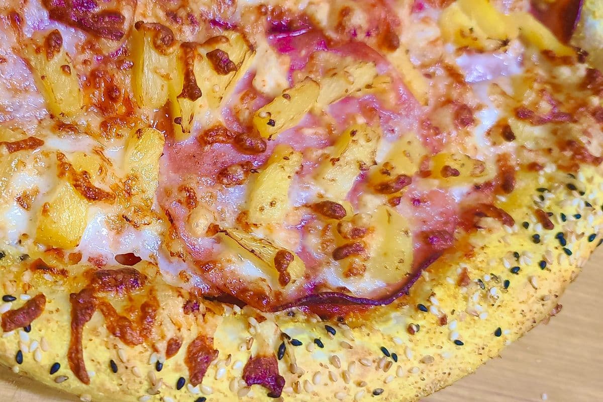 Medium 12. Hawaiian Pizza
