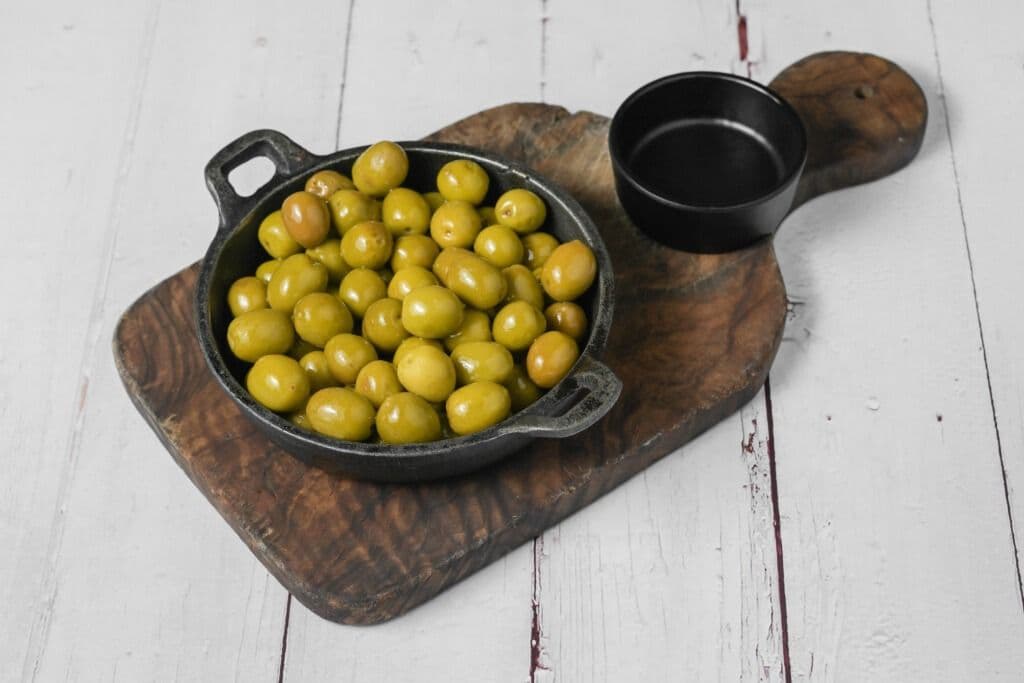 Olive Calde