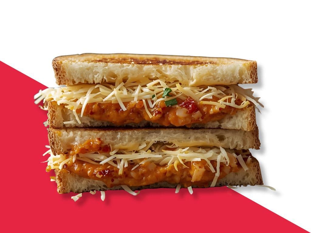 Cheese Chilli Garlic Sandwich (4 Pcs)