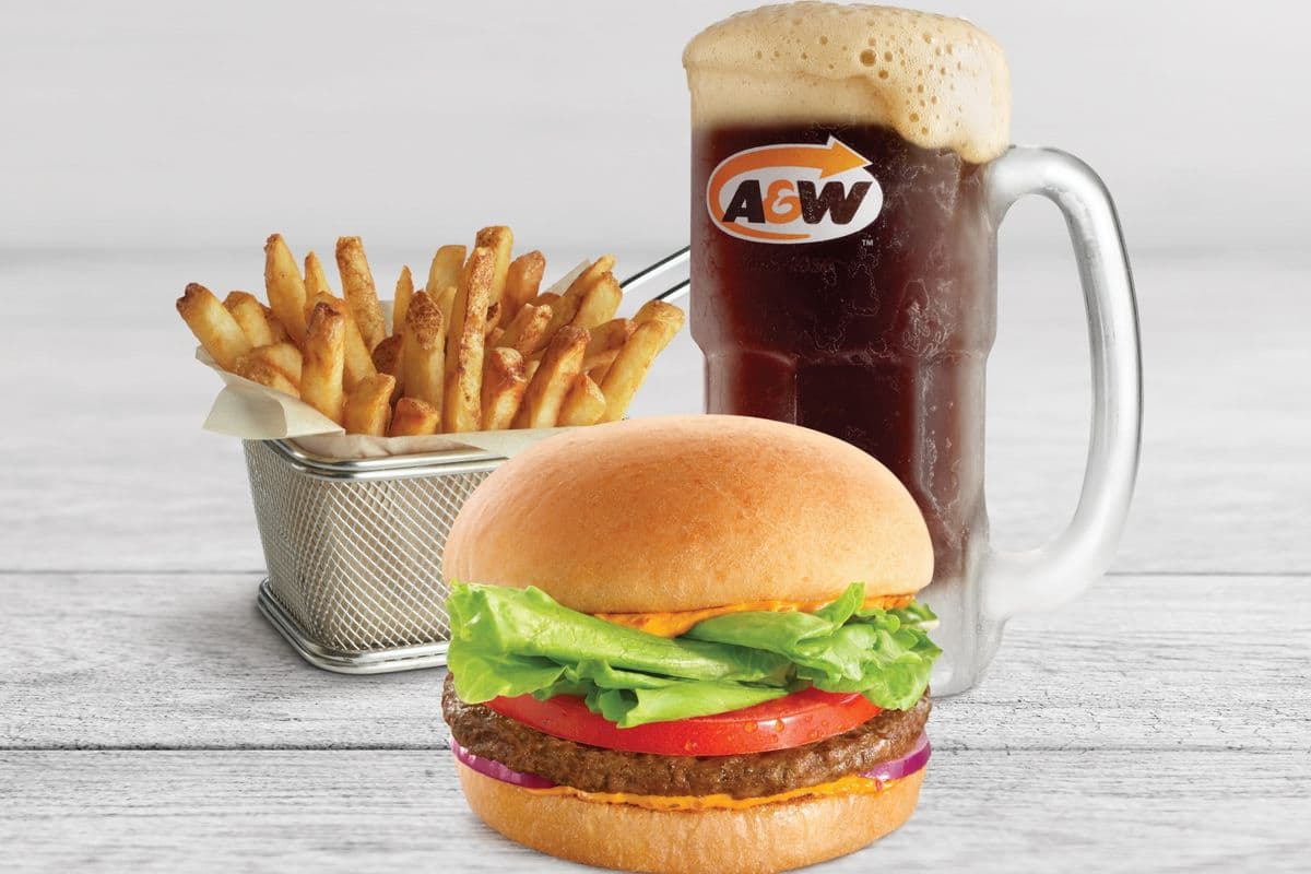 Combo Buddy Burger piri-piri au boeuf / Spicy Piri-Piri Beef Buddy Burger Combo