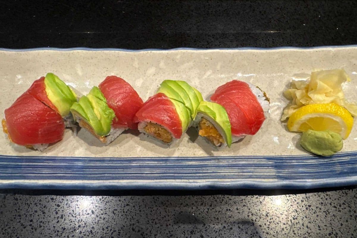 Lion Head Roll (8 pcs)