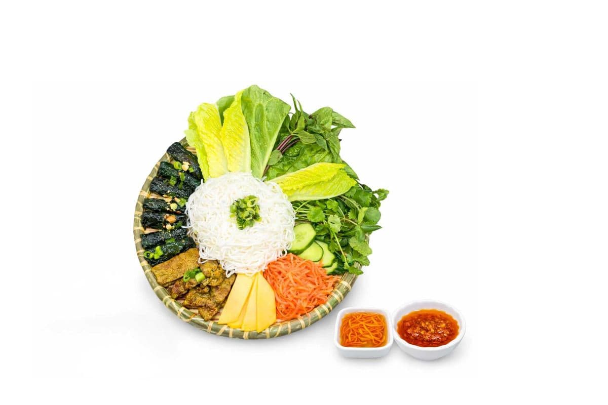 W64. Mẹt Cuốn Bún Bò Lá Lốt | Grilled Beef Betel Leaf Platter