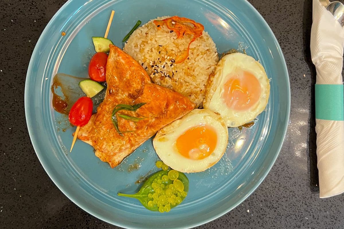 Honey Garlic Salmon Silog