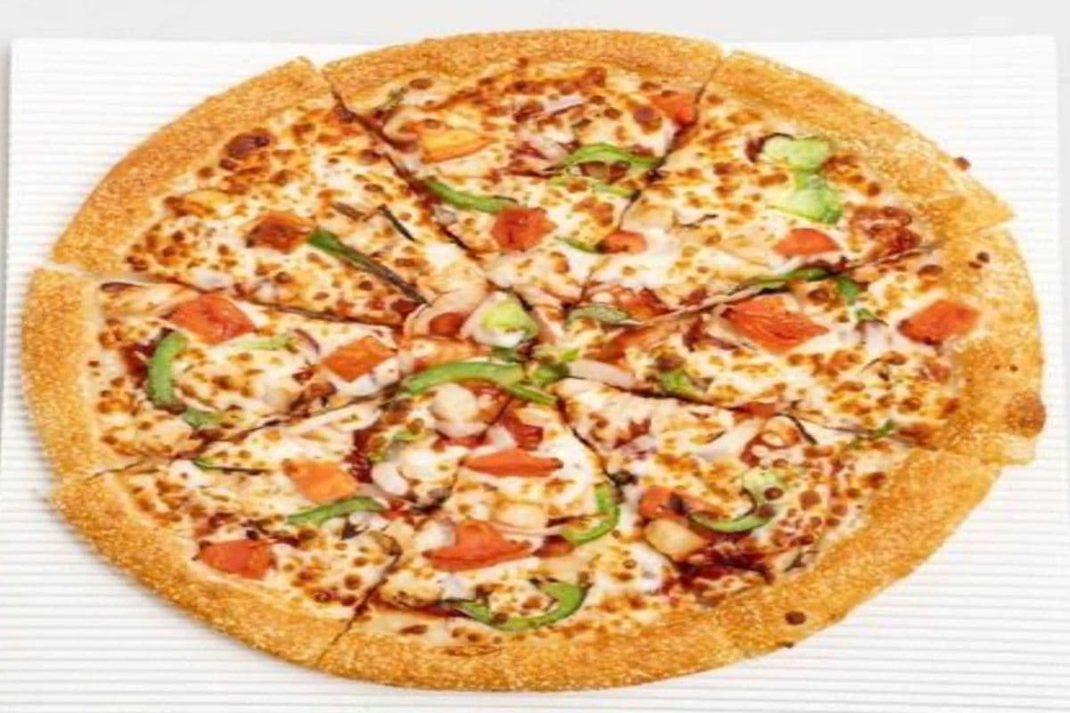 13. 14" Large Vegetarian Supreme Pizza