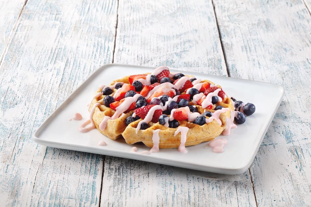 Better Berry Waffle (563 Cal)