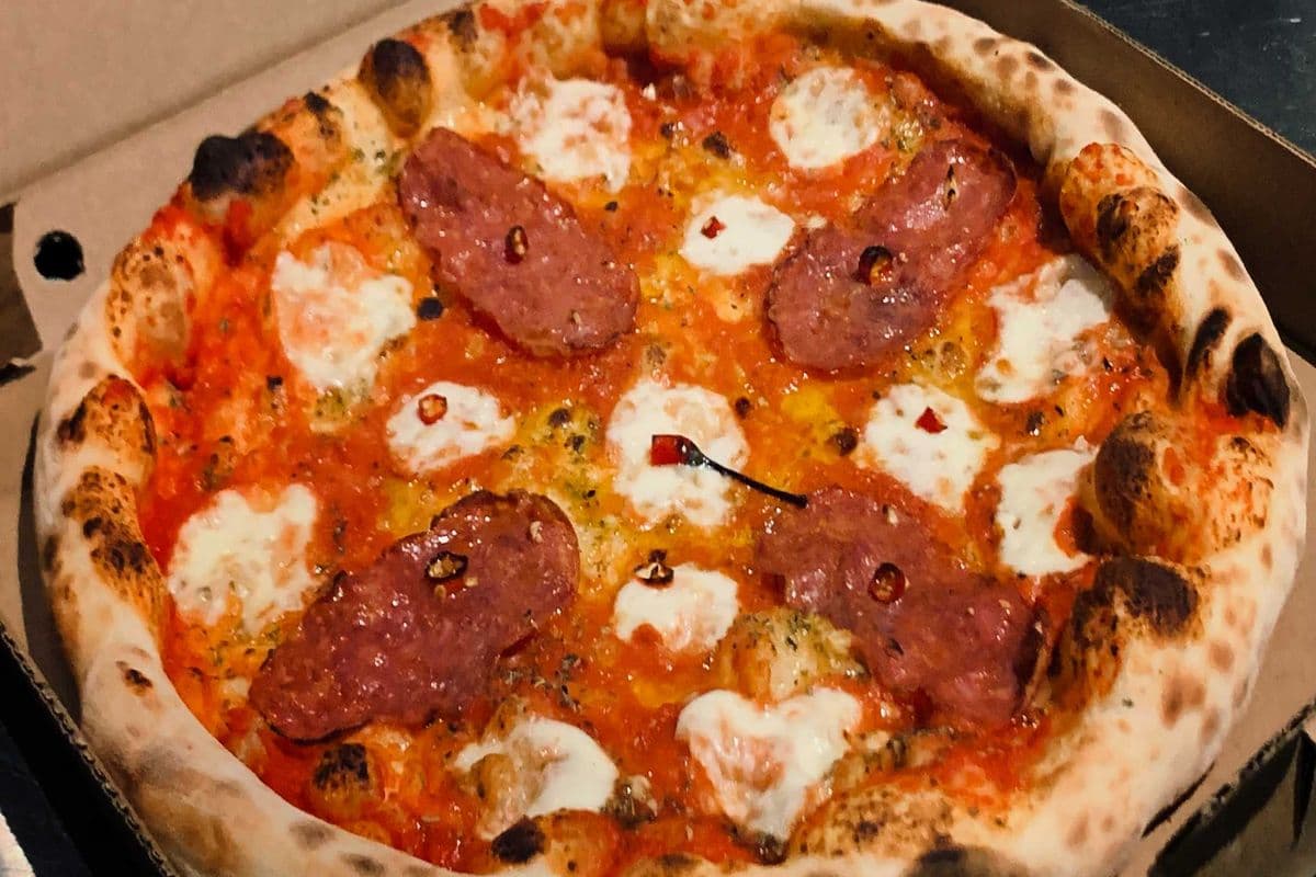 14" Large Sweet Bee Pizza