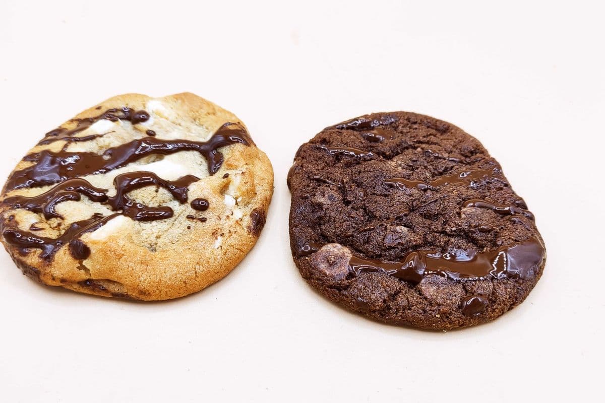 Biscuit au chocolat aléatoire (1Pc)Random chocolate cookie(1Pc)