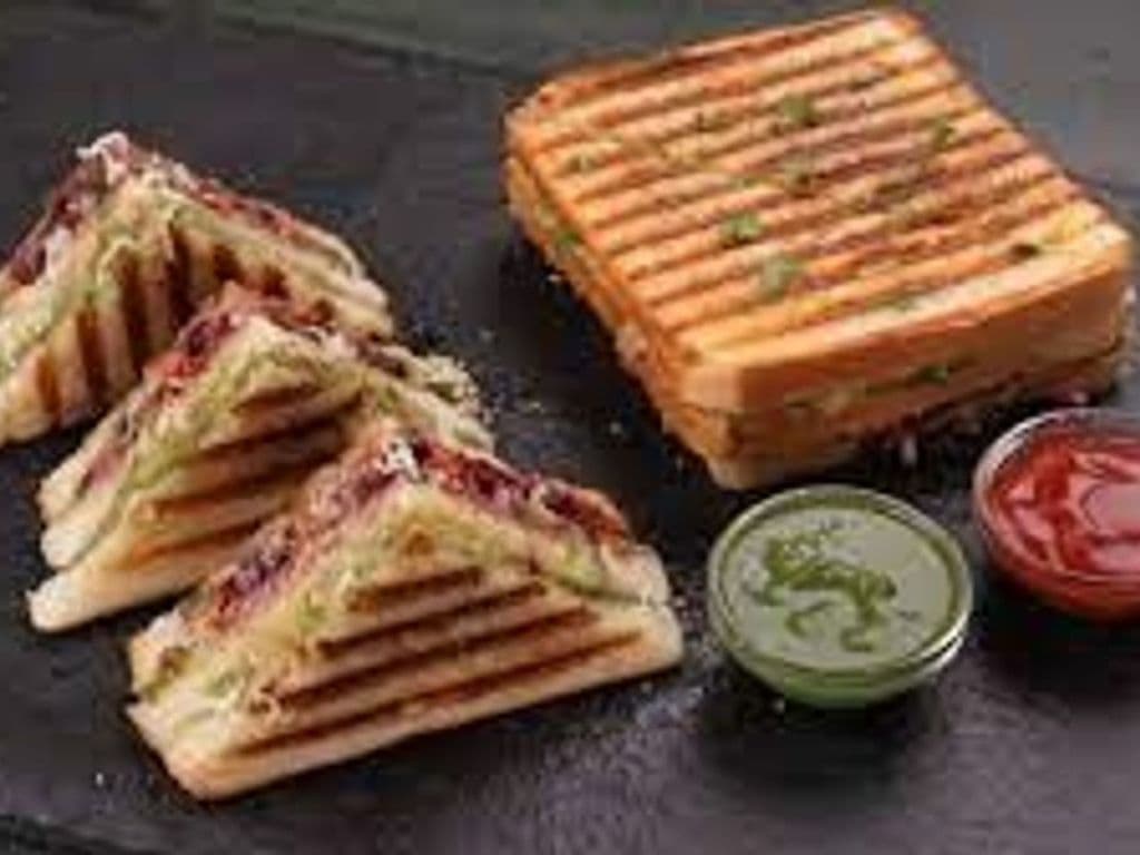 Vegetable Cheese Sandwich