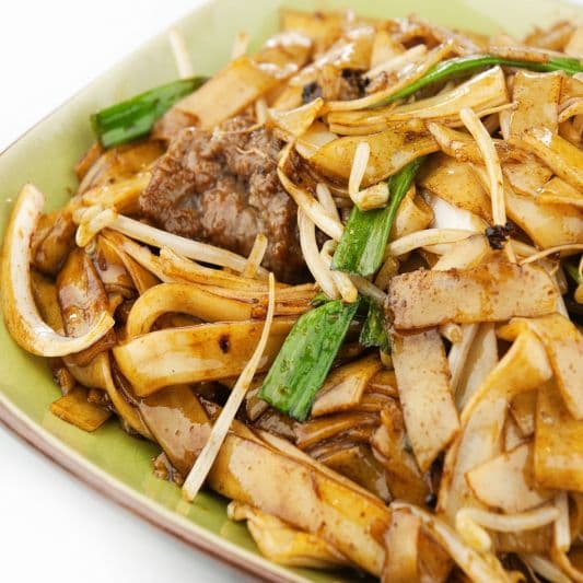 79. Pan-Fried Rice Noodles with Beef (Dry)