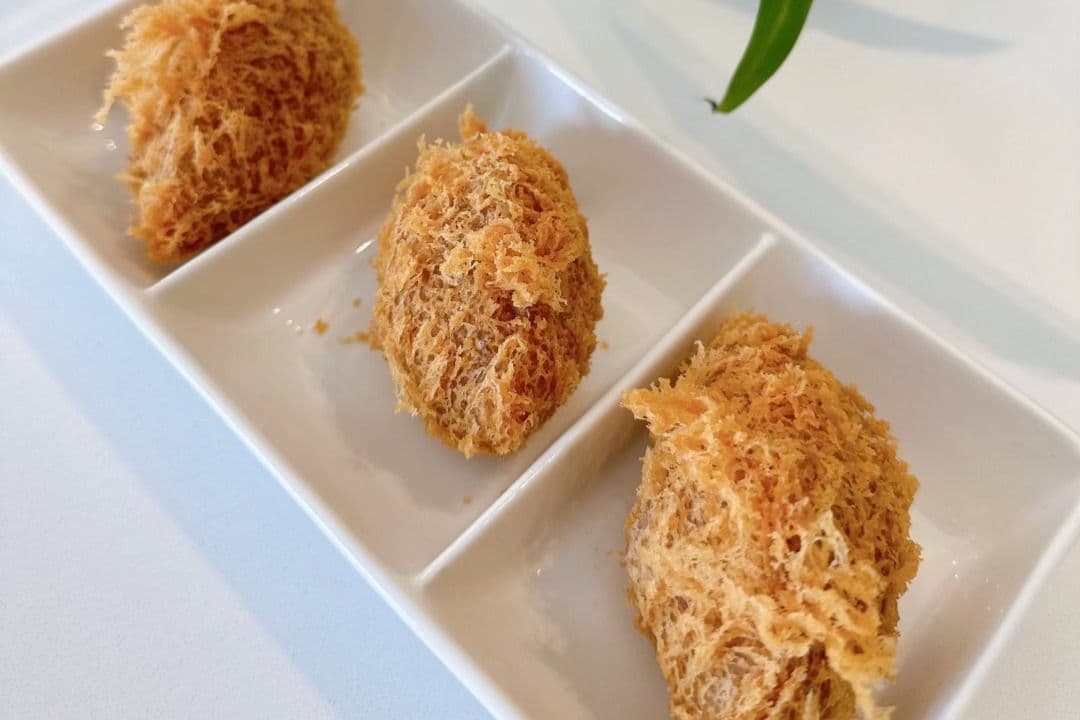 D13. Deep-Fried Taro Dumplings 芋⻆