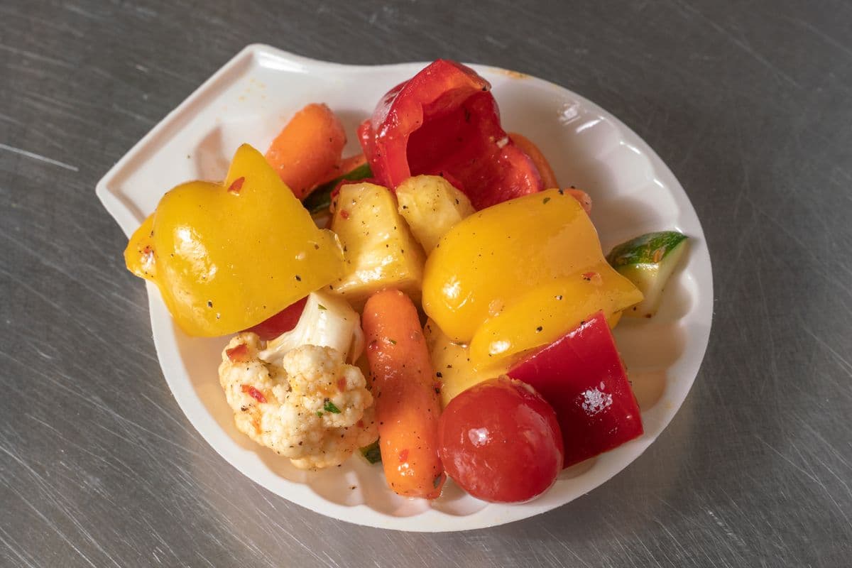 7. Salade aux légumes frais / Fresh Vegetable Salad