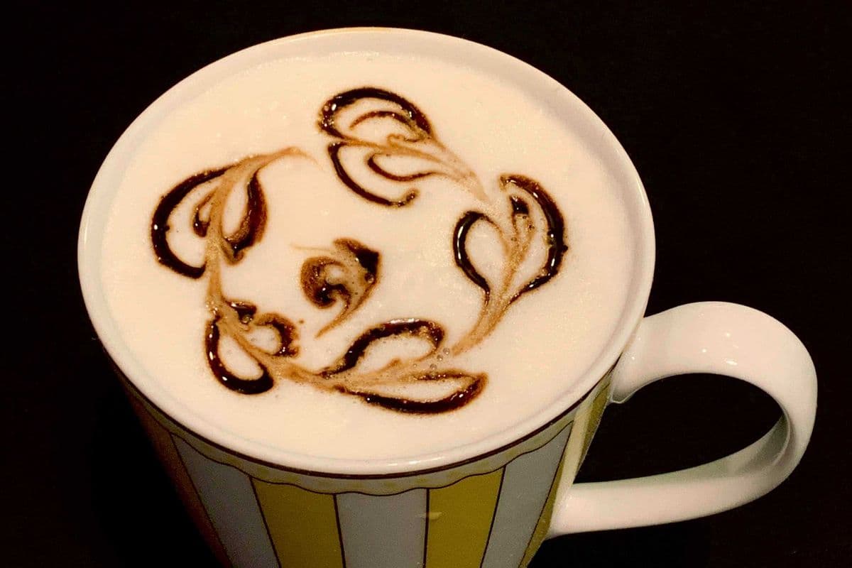 White Hot Chocolate (10 oz)