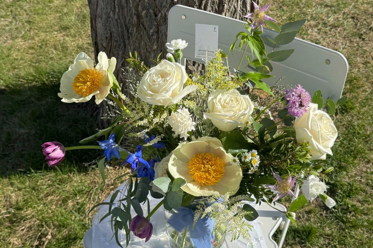 Medium Florist Design Vase