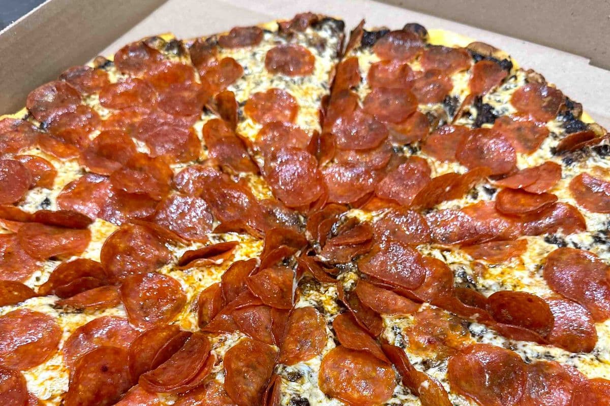 Black Garlic 120 Pepperoni Special - 12”