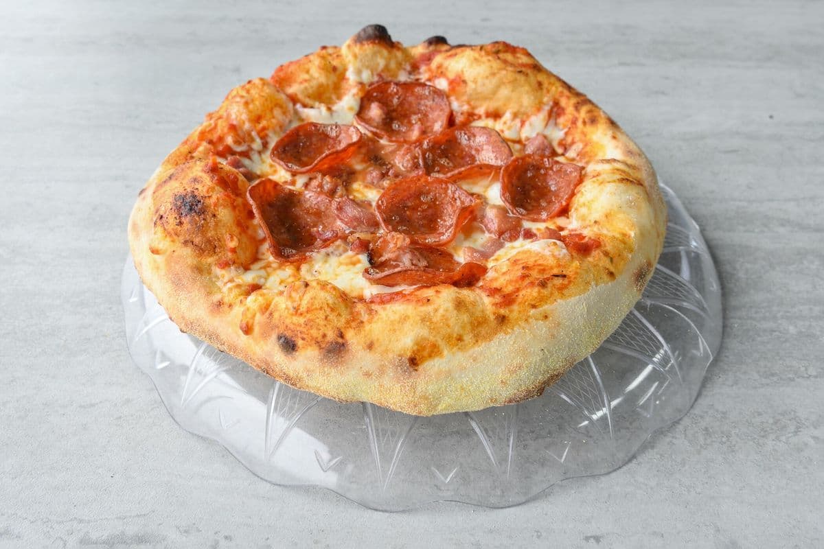 2 extra Larges pizzas Saucisses Italiennes / 2 extra Large italian sausage pizzas