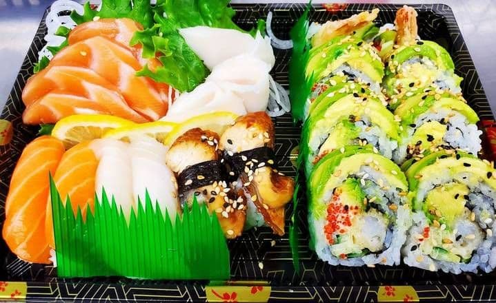 Sushi Roll Sashimi Boat A