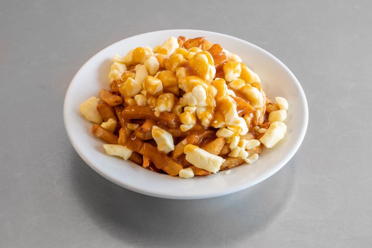 Poutine régulière / Regular Poutine