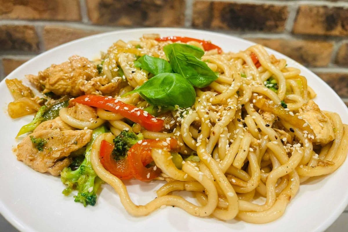 Chicken Stir Fry Rice or Noodles