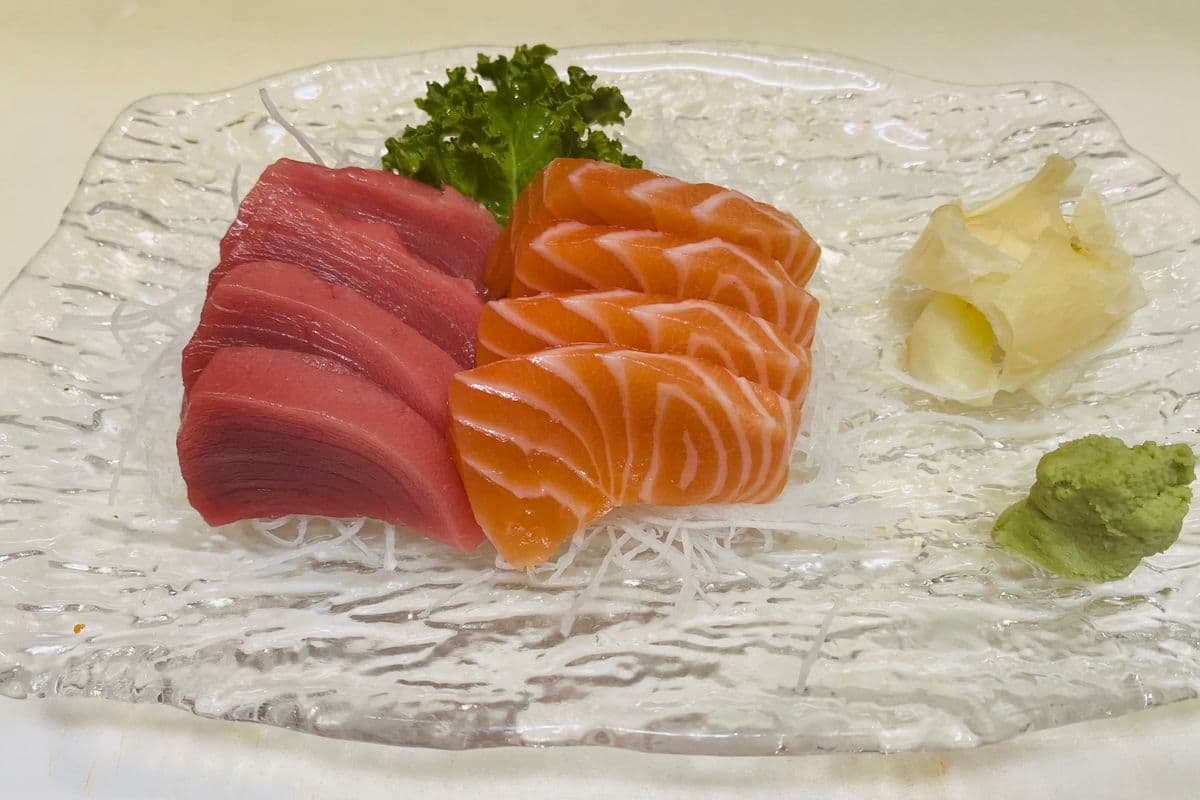 Sashimi Appetizer (8 pcs)