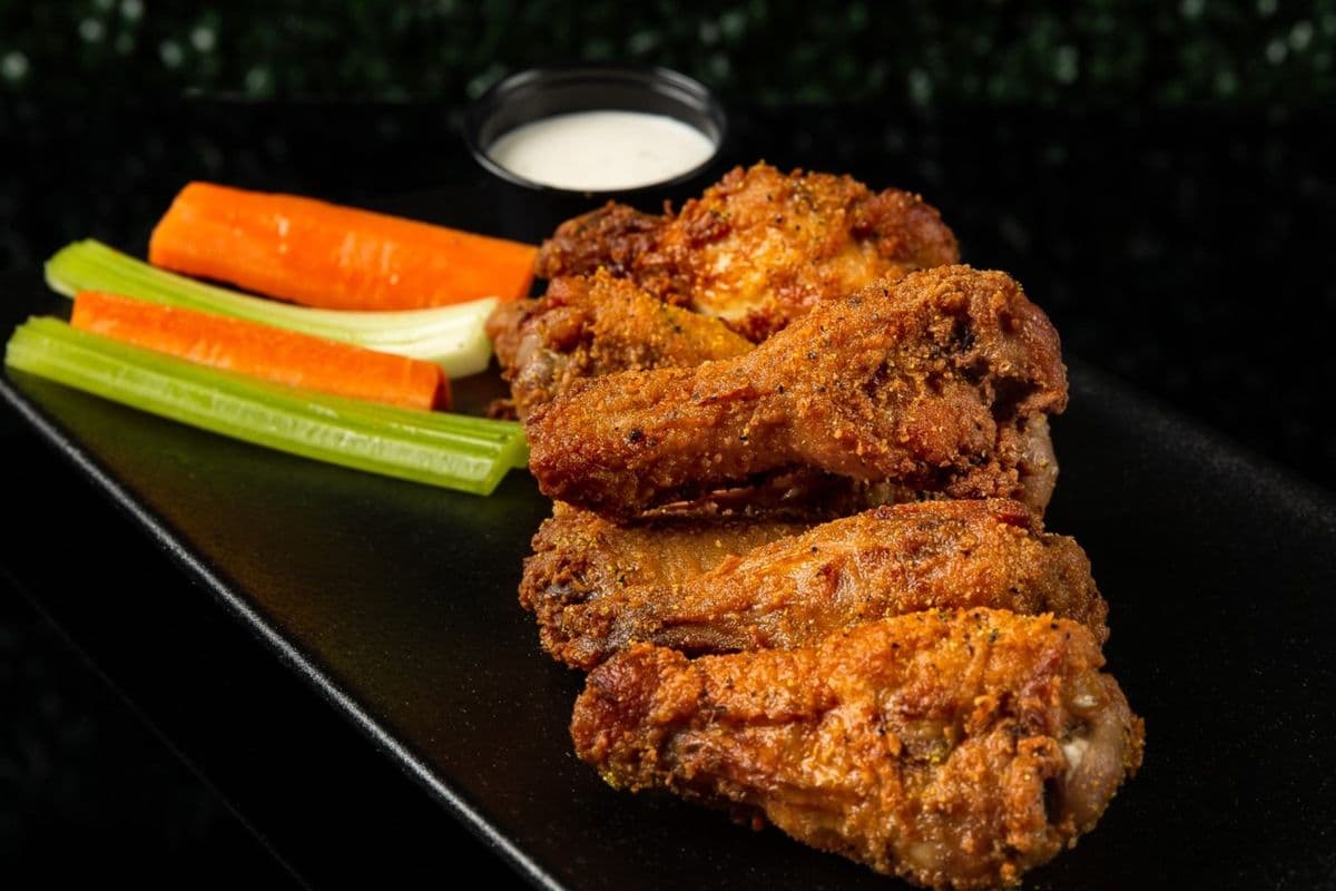 Chicken Wings (1 lb)