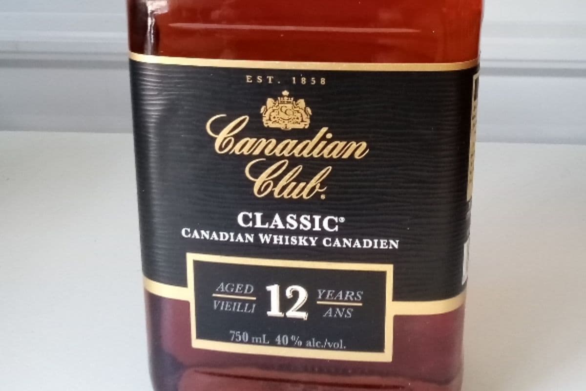 Canadian Club Classic (750 ml)