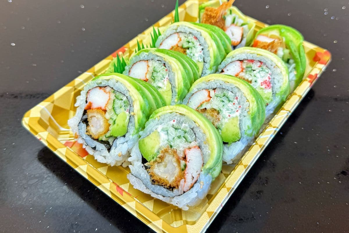 PR5. Green Dragon Roll (8 pcs)