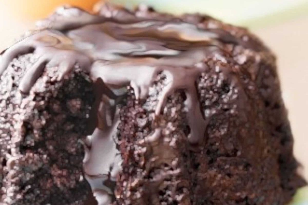 Molten Chocolate Cake