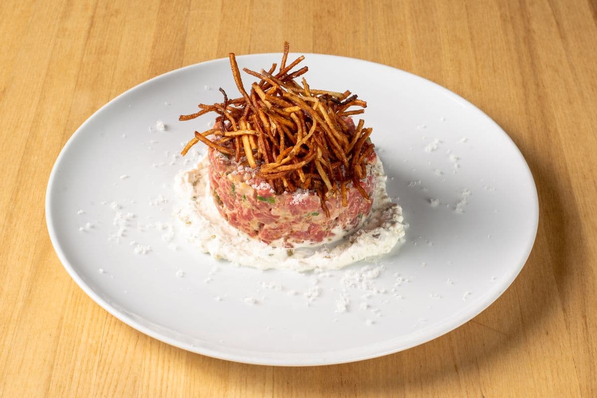 Tartare de bœuf / Beef Tartare (4 onces)