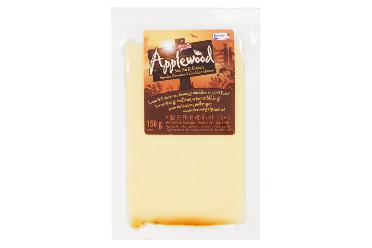 Ilchester Wedge Applewood Smoked Cheddar