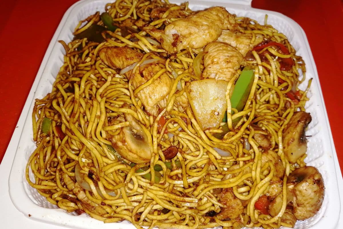 100. Satay Chicken and Vegetables Chow Mein