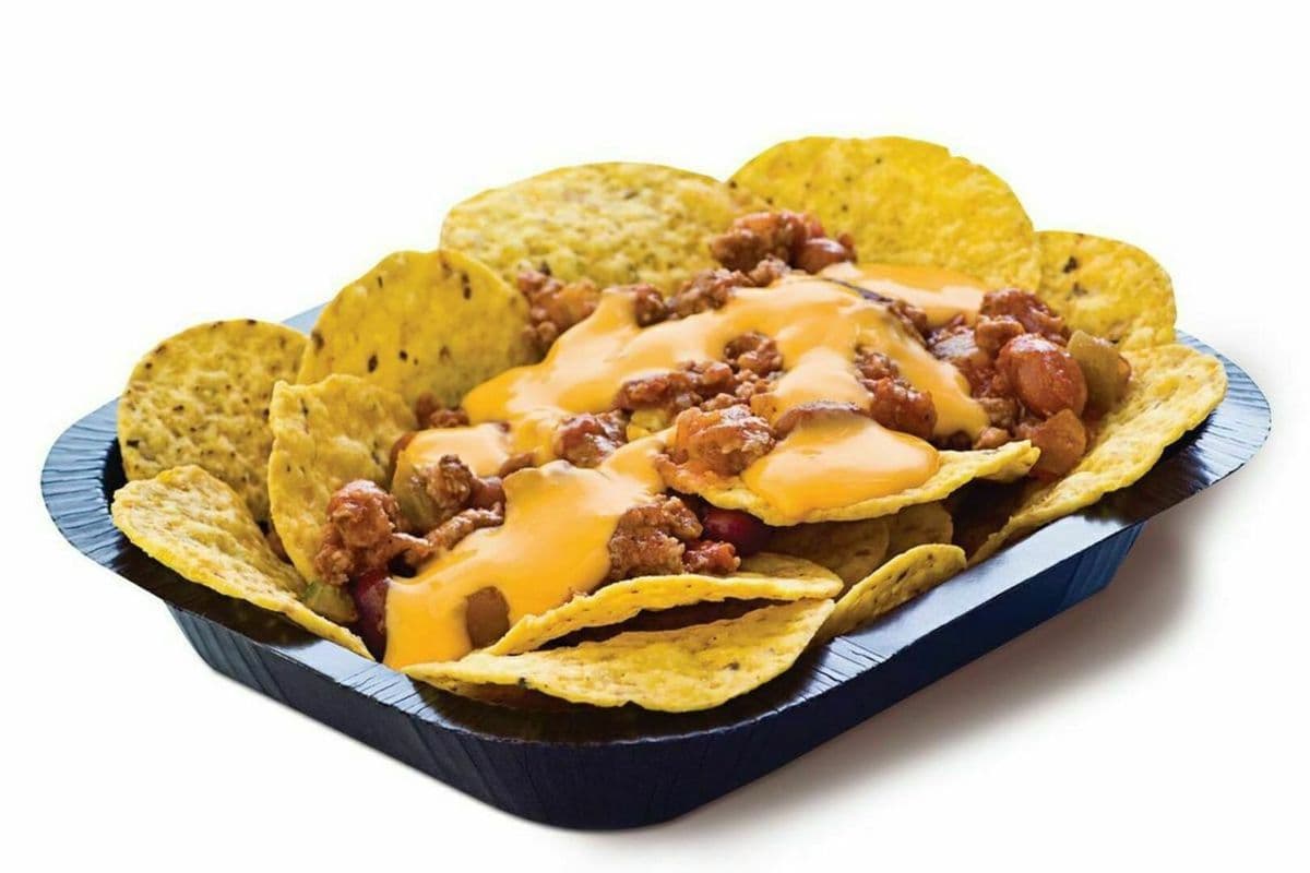 Chili Cheese Nachos (Cals: 380)