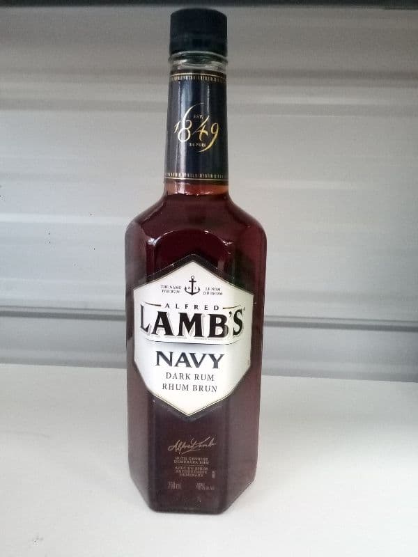 Lamb's Navy Dark Rum (750 ml)