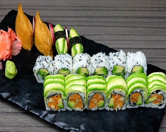 Deluxe Vegetarian Sushi Set C (16 pcs)