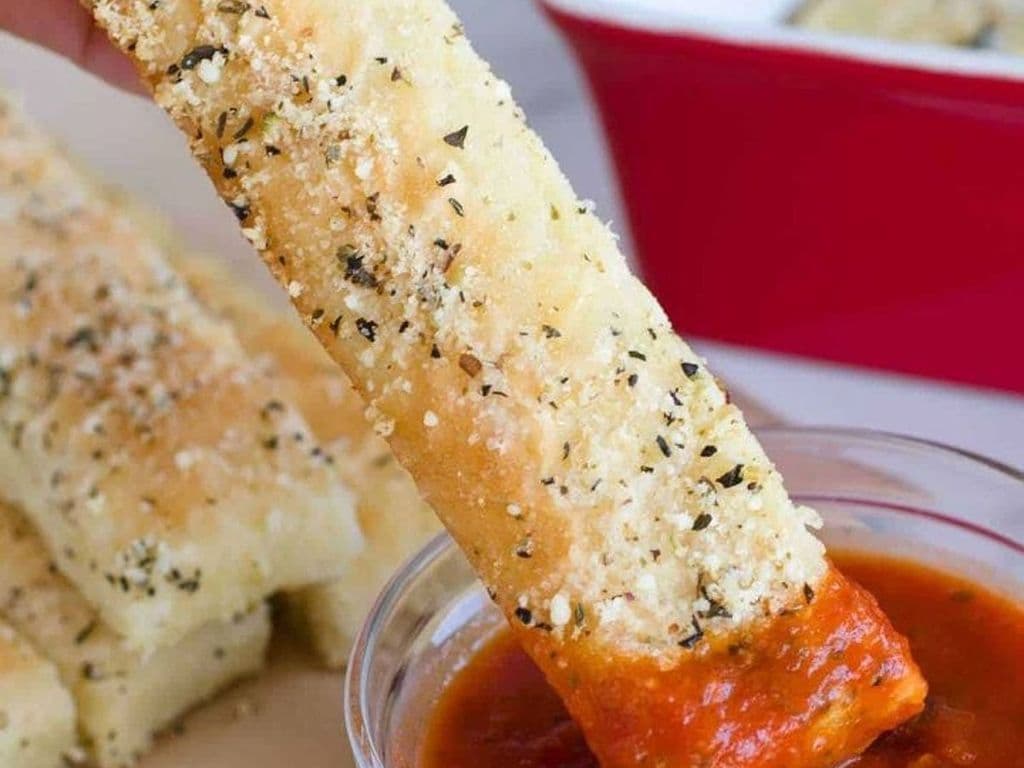 Camy's Garlic Bread Sticks