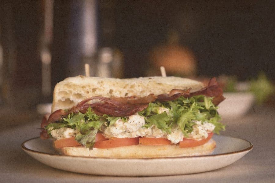 Le club sandwich Frite Alors!