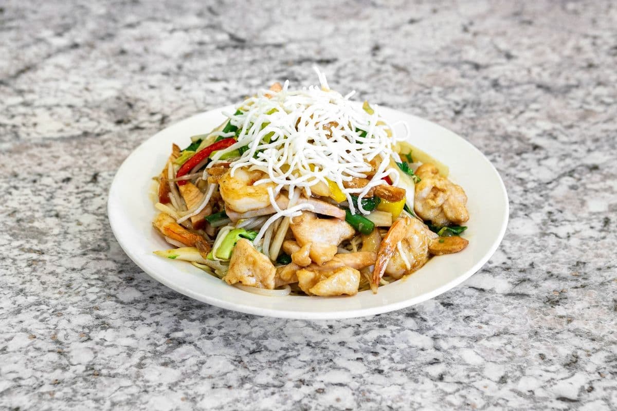Vegetable Stir Fry With Noodle