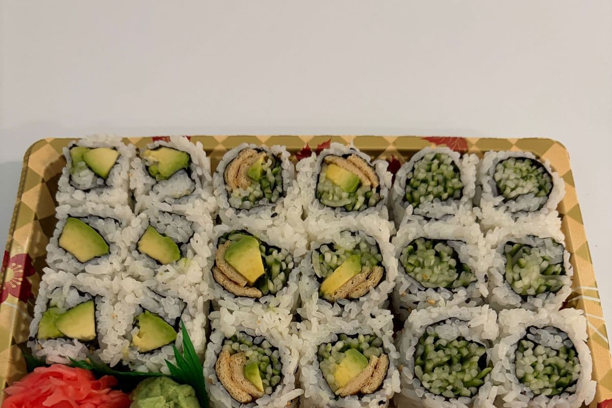 105. Vegetable Roll Set (18pcs)