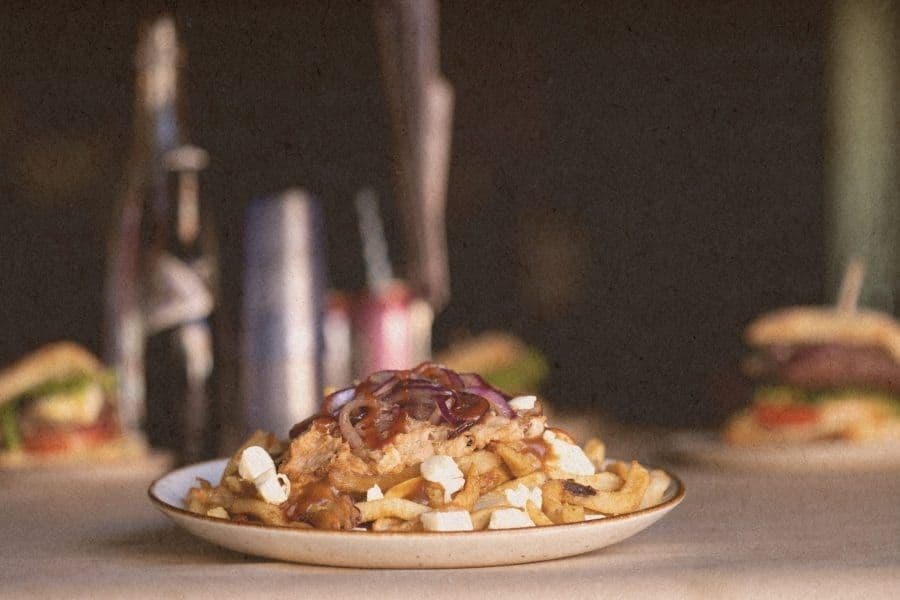 Poutine Le porc effiloché