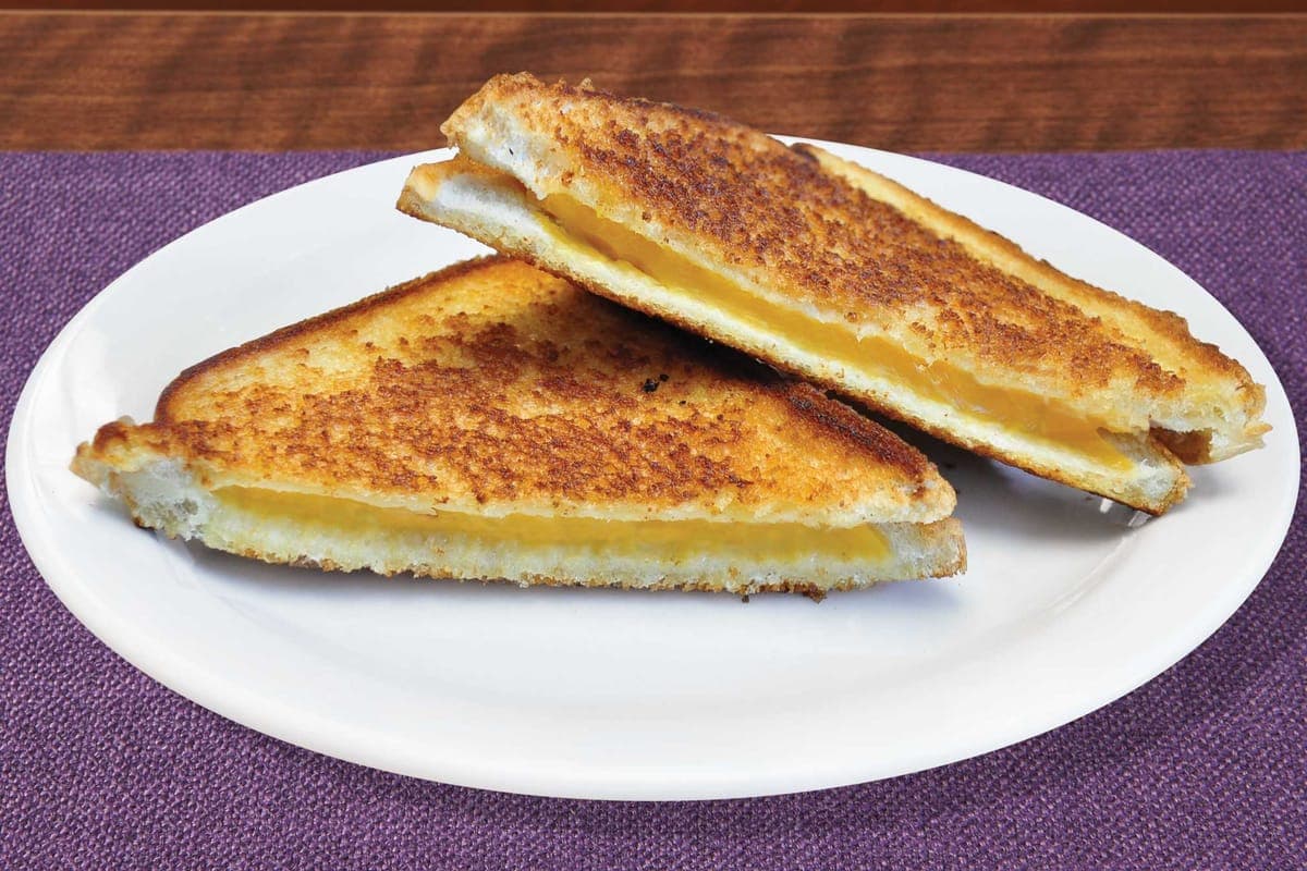 Jr Grilled Cheese (320 Cals)