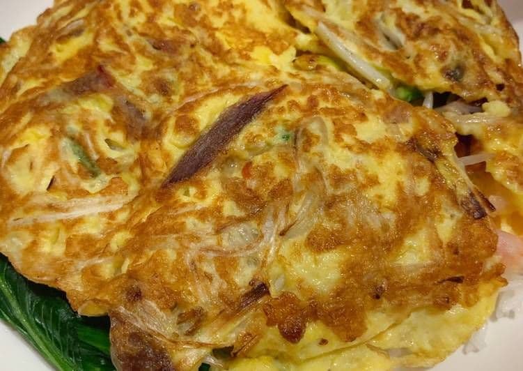 186. Egg Foo Young with BBQ Pork
