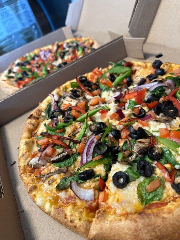 Vegan Veggie Pizza