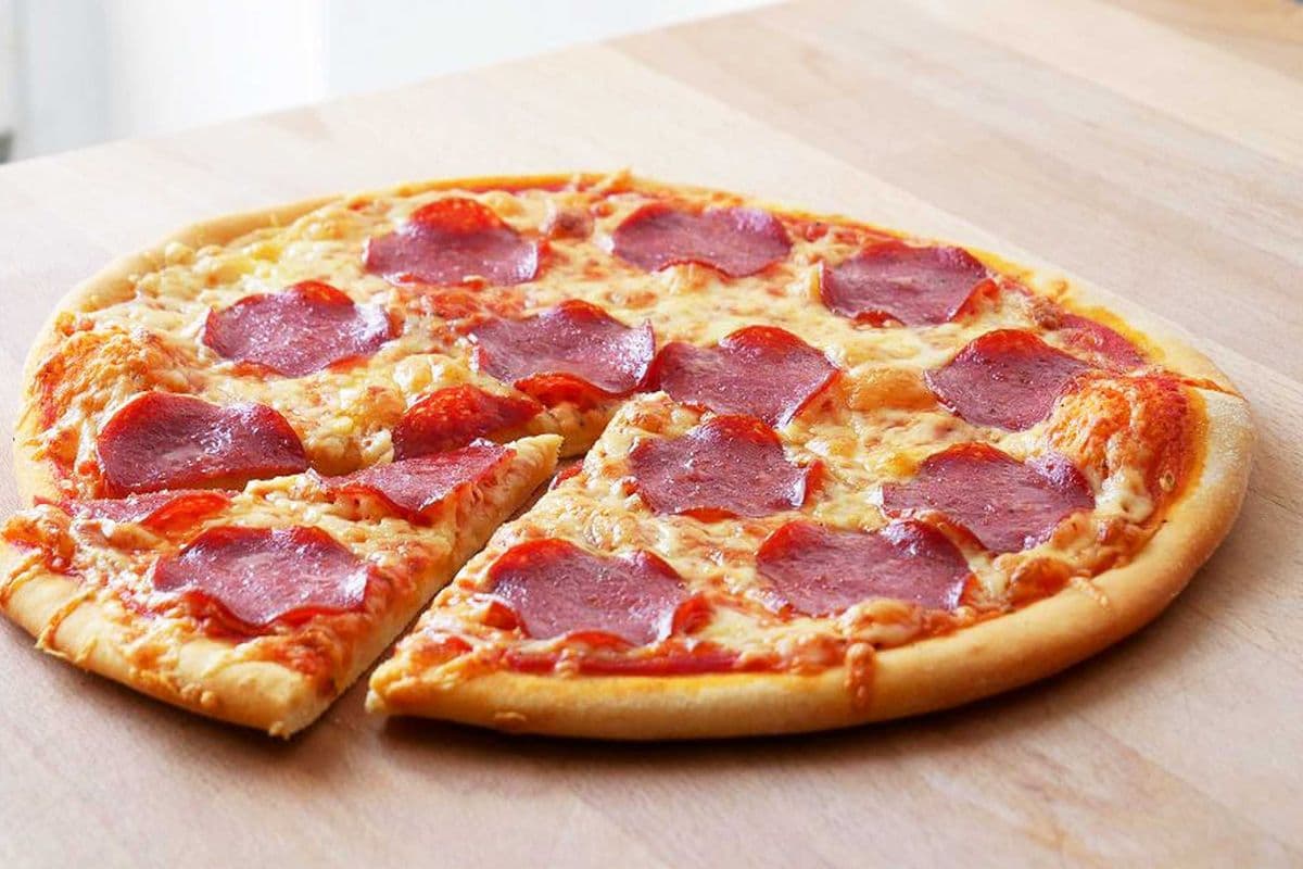 8" Salami Pizza