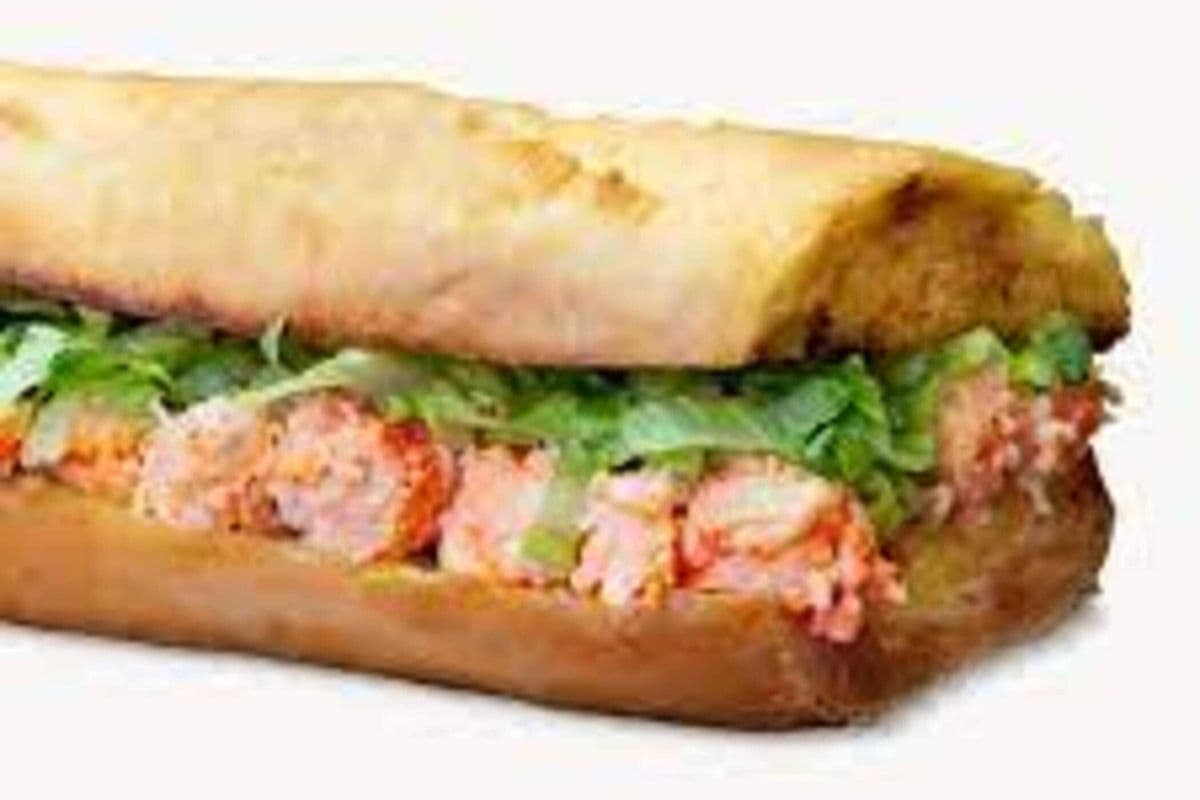 9" Regular Lobster & Seafood Sub (610 Cal)